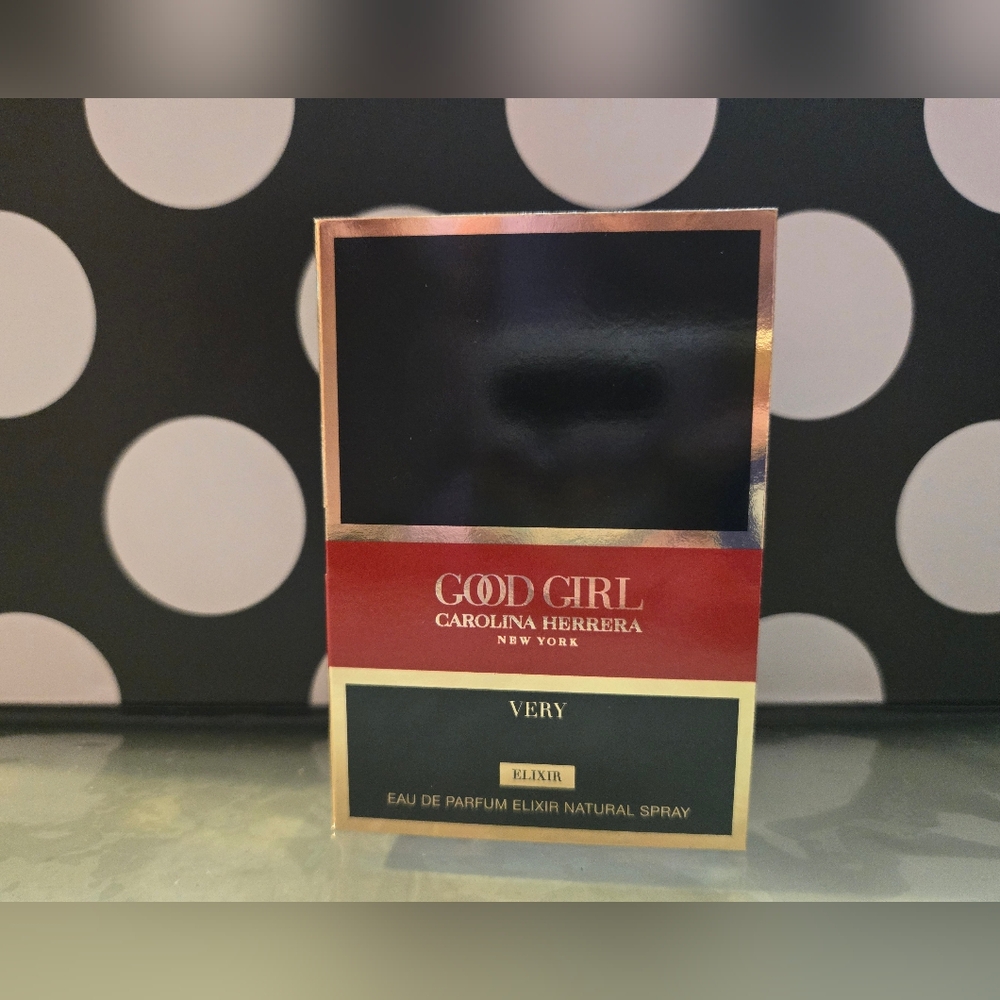 5/$25✨️Carolina Herrera VGG Elixir✨️